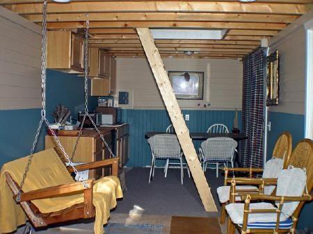 Smal Cabin with Loft