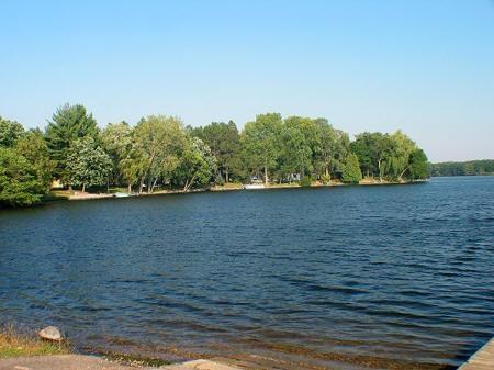 deeded Lake access to Big Roche-A-Cri Lake, WI.