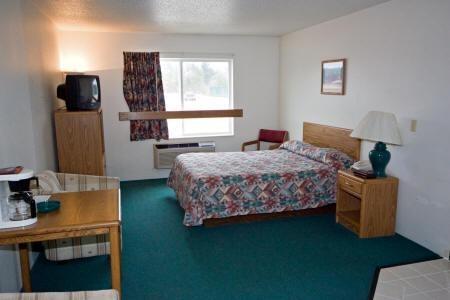 inn of the pines