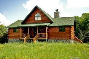 Gold Eagle luxury log home for sale Central Wisconsin