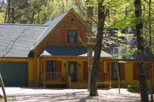 newer log home for salw