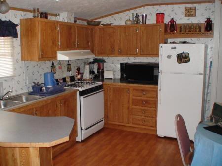 Eat-In Kitchen