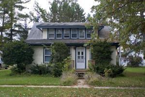 Beautiful 5 Bedroom In Town Home - Very Affordable!