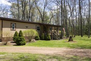 2 Bedroom Mobile Including Guest Cottage