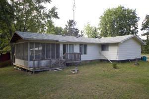 3 bedroom home near Castle Rock Lake