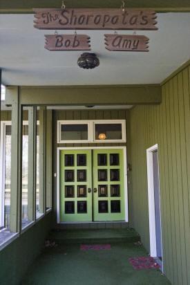 A grand entrance way to impress your guests