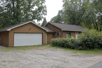 2 Bedroom Ranch Home On 6 Wooded Acres