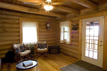 Cozy Rustic Den With View Of The Lake