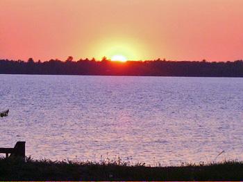 Enjoy The Breathtaking Sunsets Over Castle Rock Lake!