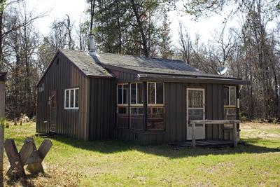 Cute Getaway Cabin With 8 Acres Of Hunting Land