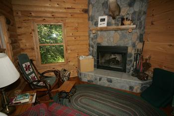 Georgeous Wood Burning Fireplace Right In Livingroom!
