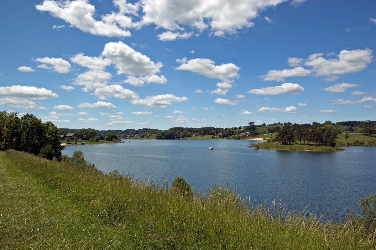 Enjoy Deeded Access To Dutch Hollow Lake!